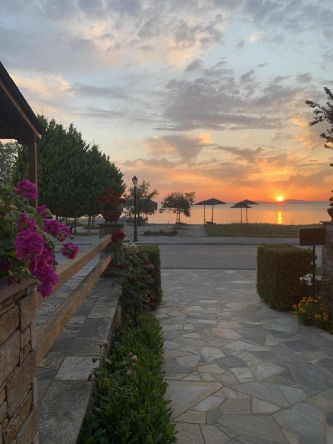 Naiada Apartments Milina Dış mekan fotoğraf
