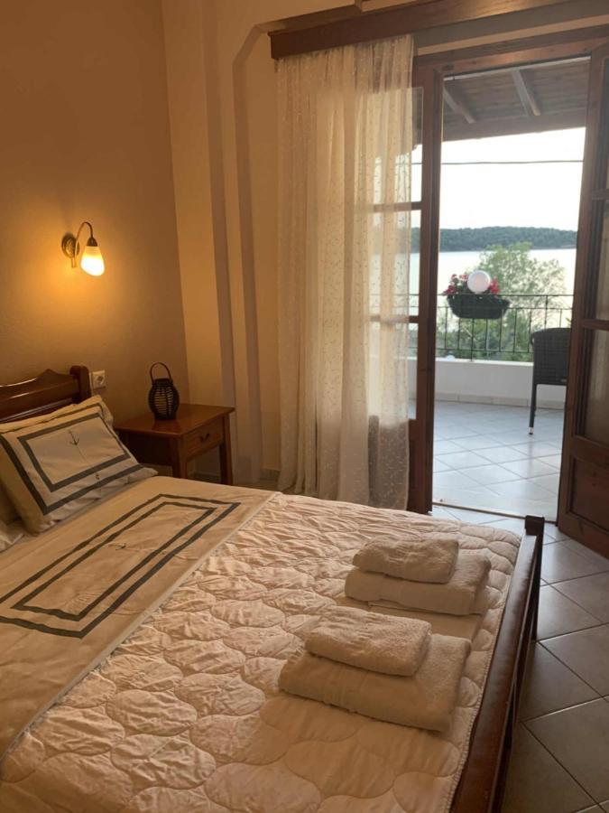 Naiada Apartments Milina Dış mekan fotoğraf