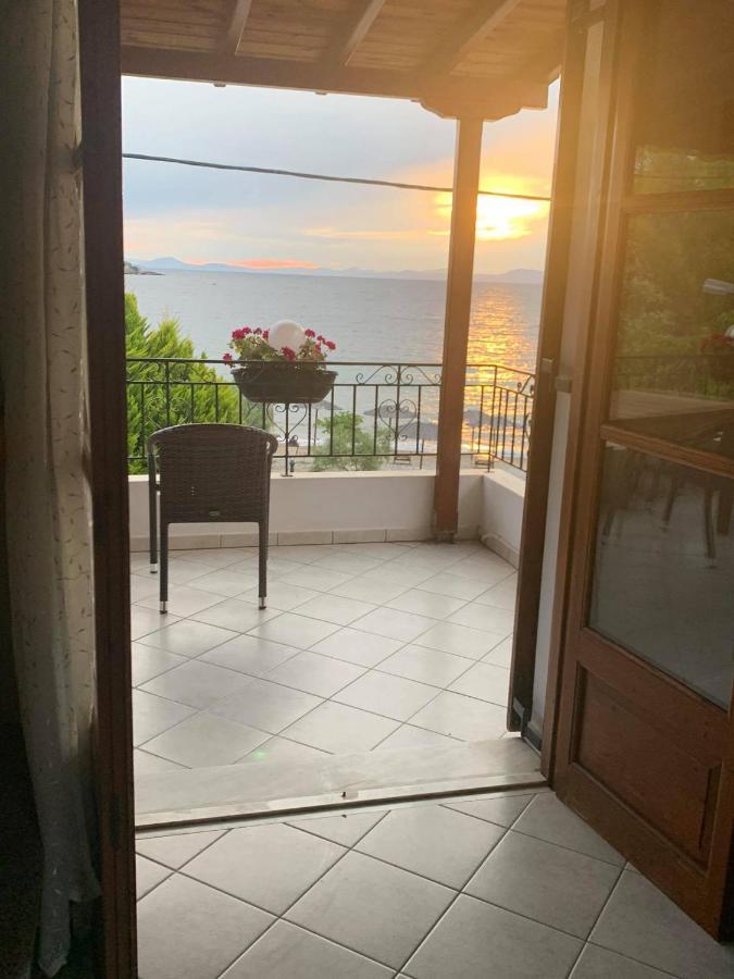 Naiada Apartments Milina Dış mekan fotoğraf